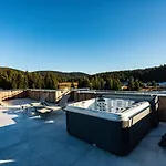 Monti & Wellness Hotel 4*