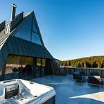 Hotel Monti & Wellness 4*