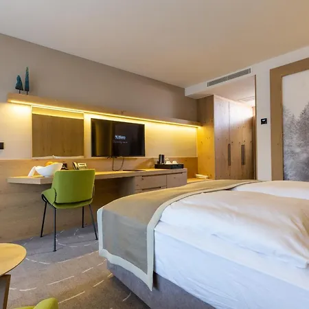 Monti & Wellness 호텔 4*