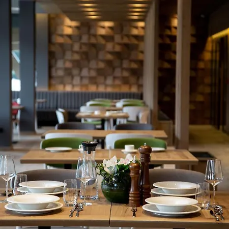 Otel Monti & Wellness