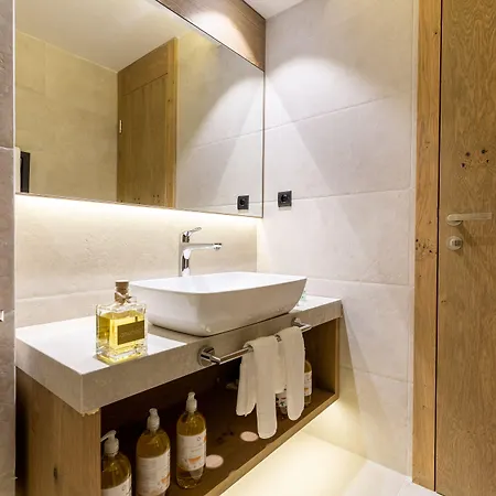 酒店 Monti & Wellness