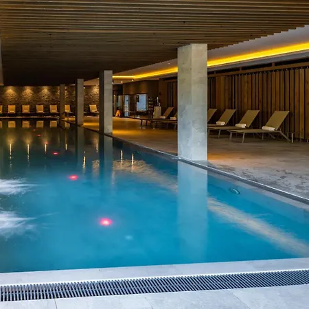 Monti & Wellness Otel 4*